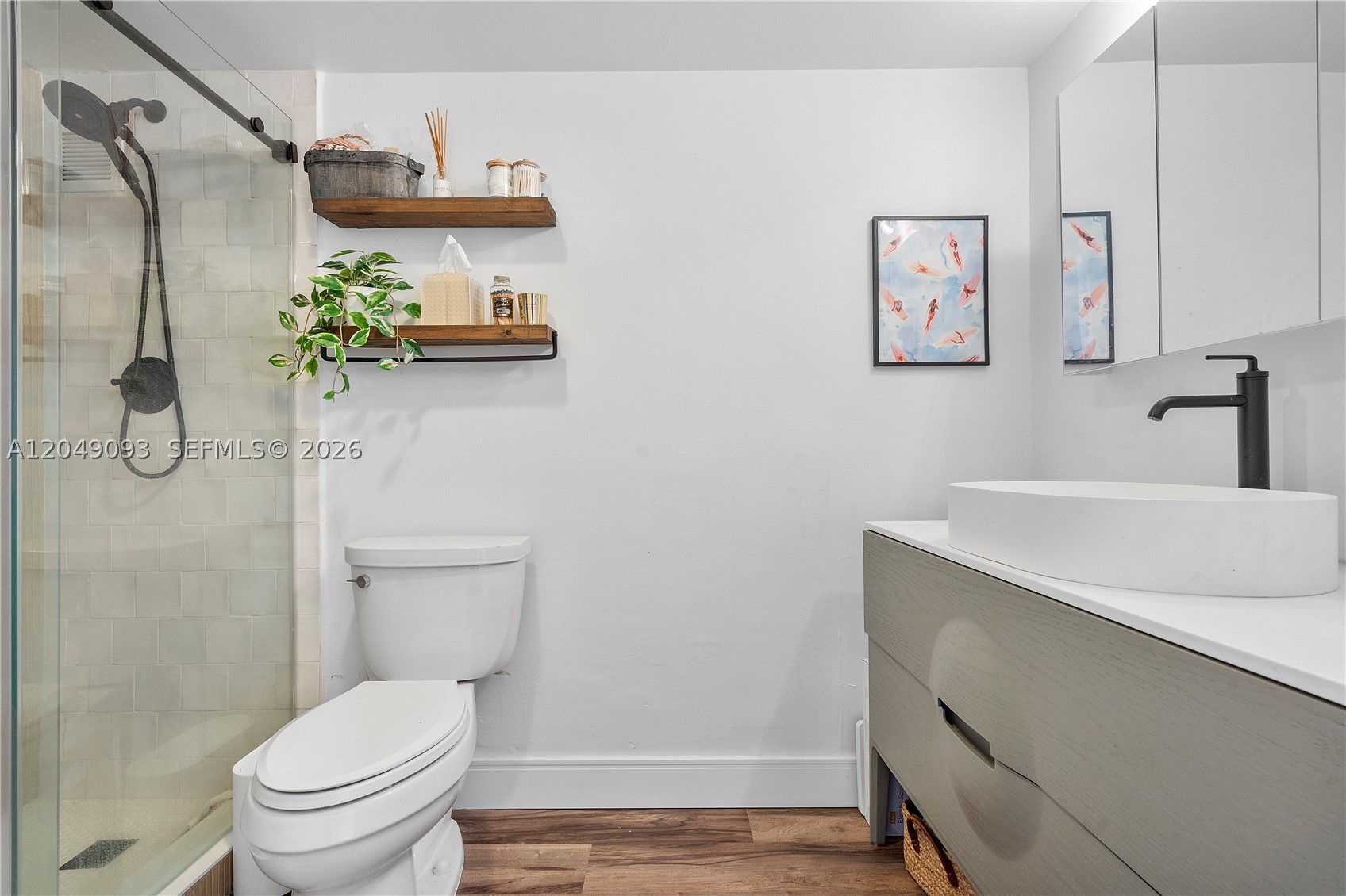 VENETIA CONDO - Residential