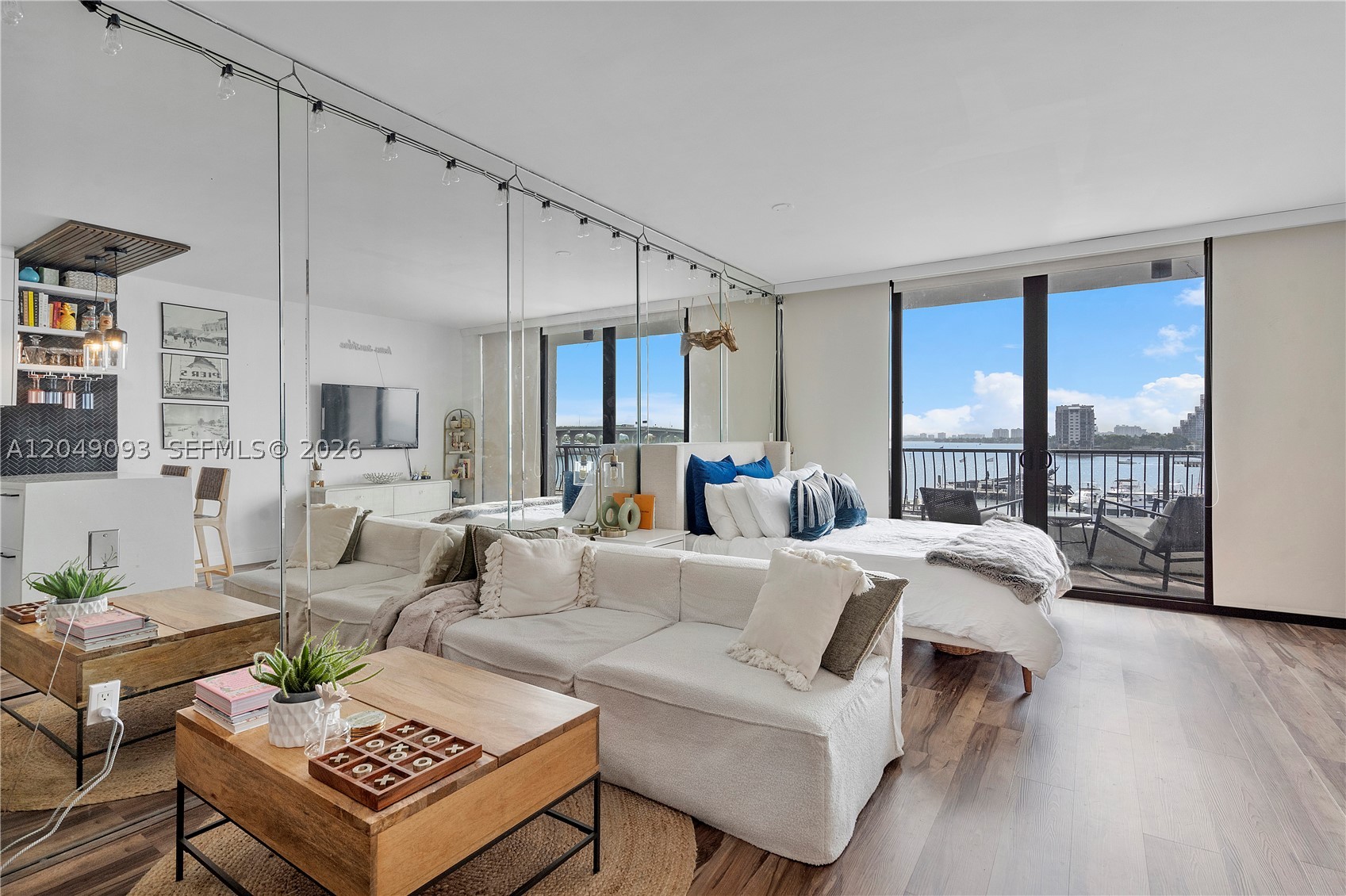 VENETIA CONDO - Residential