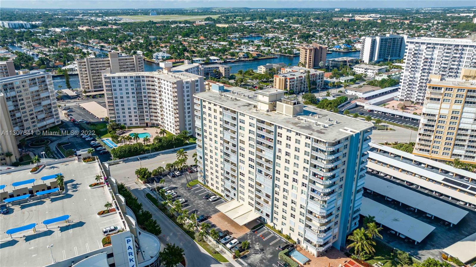 JAMAICA HOUSE CONDOMINIUM - Residential