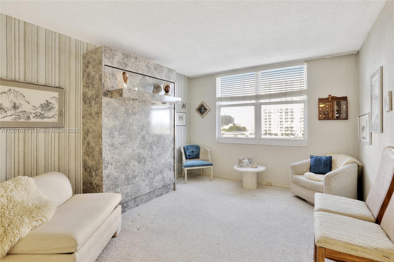 JAMAICA HOUSE CONDOMINIUM - Residential