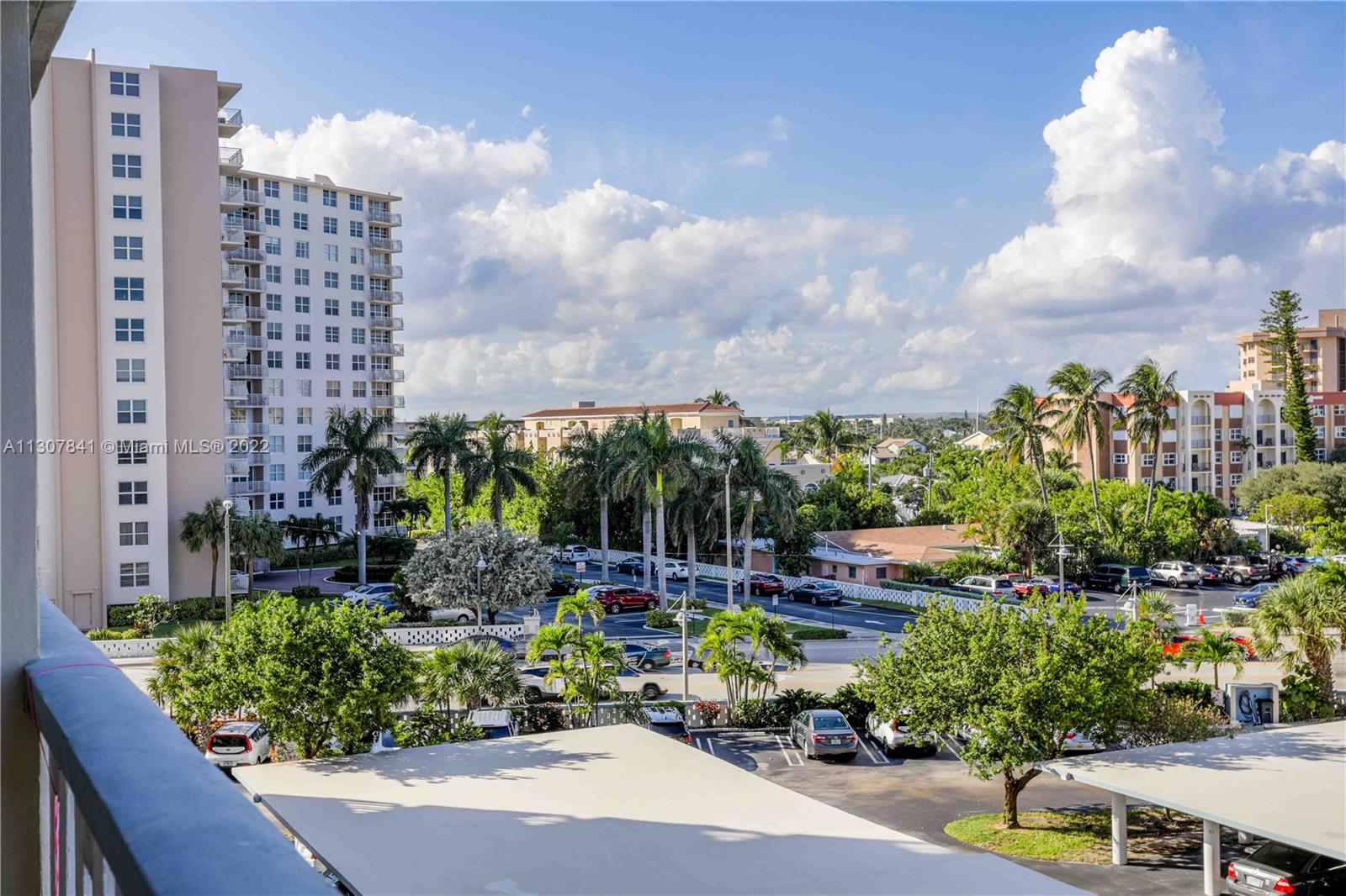 JAMAICA HOUSE CONDOMINIUM - Residential