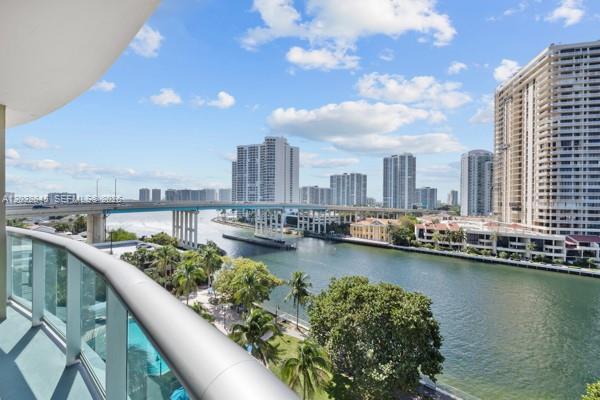 OCEANVIEW BUILDING A COND - Residential