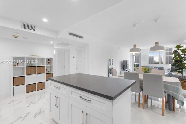 OCEANVIEW BUILDING A COND - Residential