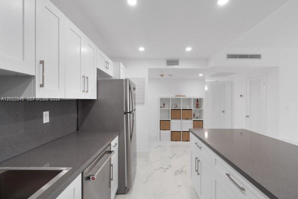 OCEANVIEW BUILDING A COND - Residential