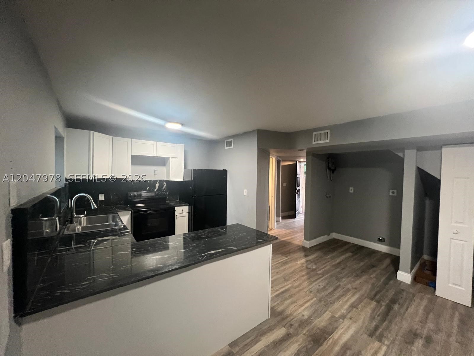MOUNTCLAIR VILLAS CONDO - Residential