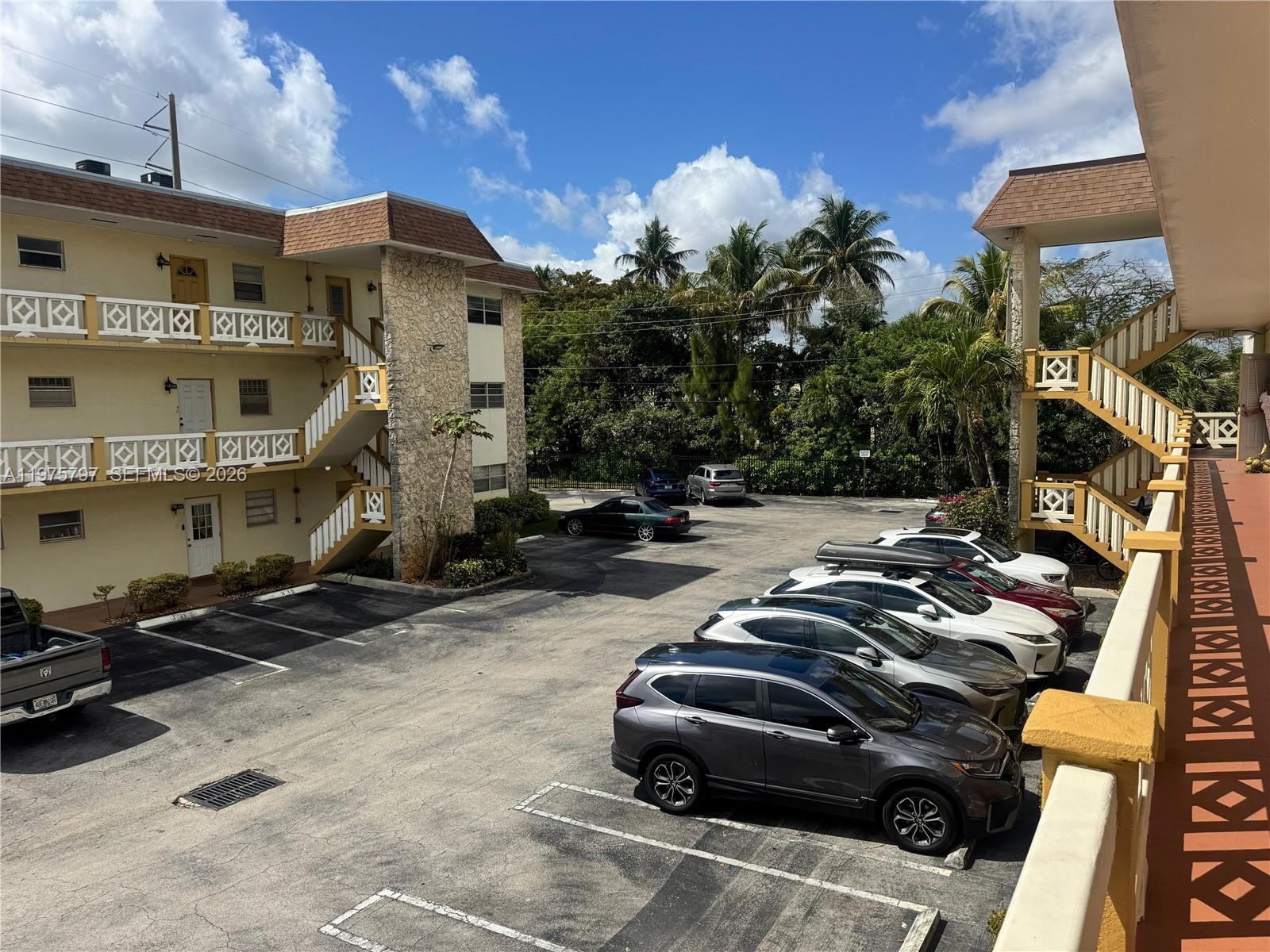 KAHLUA GARDENS CONDO - Residential