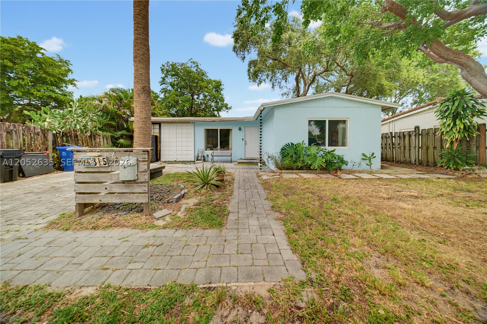 Attention Investors! Cozy 2-bedroom, 2-bath home featuring impact windows, 2023 A/C, one renovated bathroom, and a spacious backyard with mature fruit trees. Prime Croissant Park location, minutes from Downtown Fort Lauderdale, Las Olas, the beach, the airport, Port Everglades, and I-95. Great investment opportunity with excellent rental potential or Airbnb.