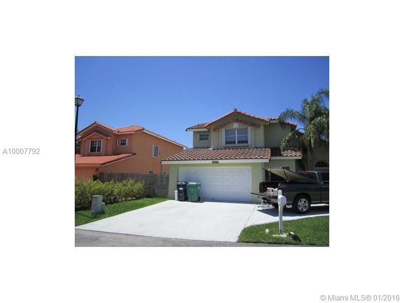 CENTENNIAL - Residential Lease