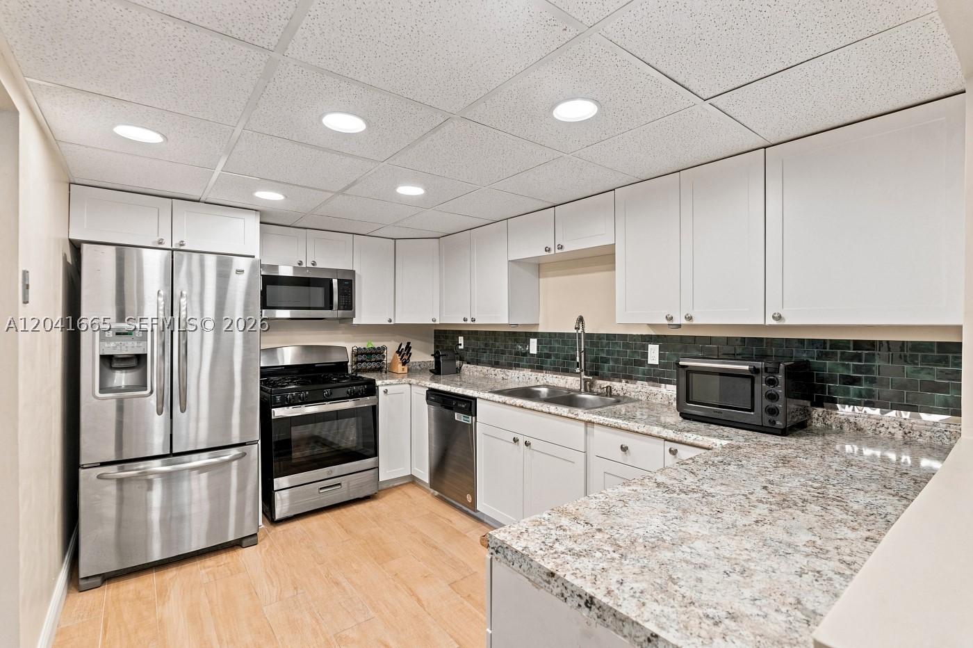 SNAPPER VILLAGE CONDO PHA - Residential