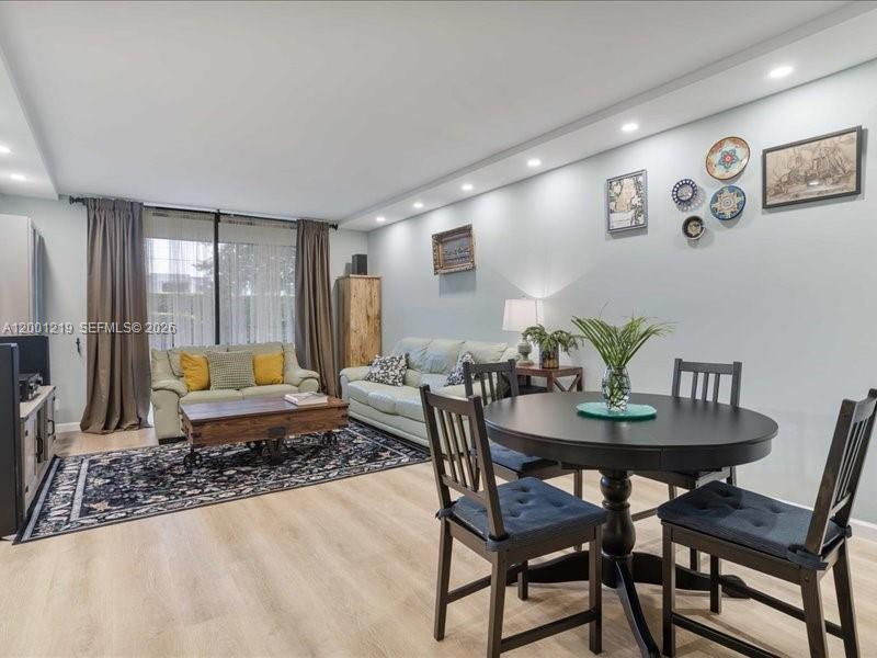 GATE ONE CONDO - Residential