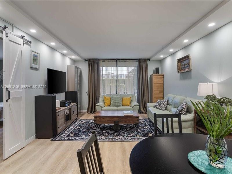 GATE ONE CONDO - Residential