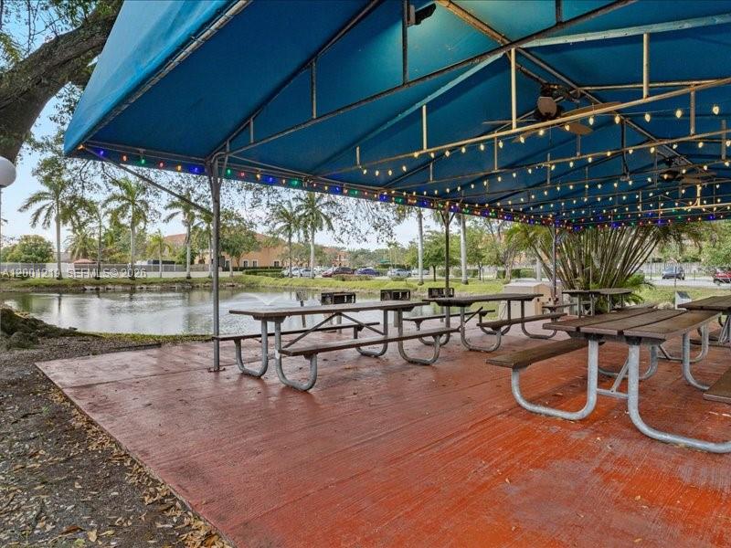 GATE ONE CONDO - Residential