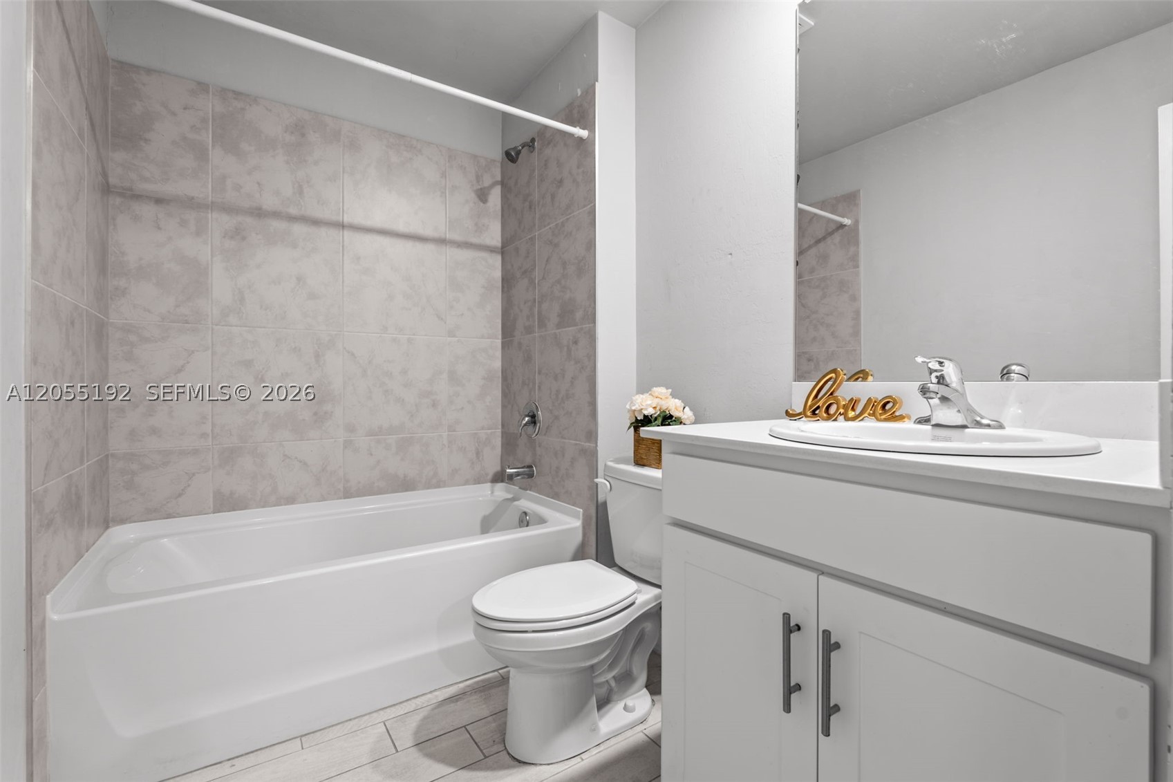 PORT LABELLE UNIT 7 - Residential