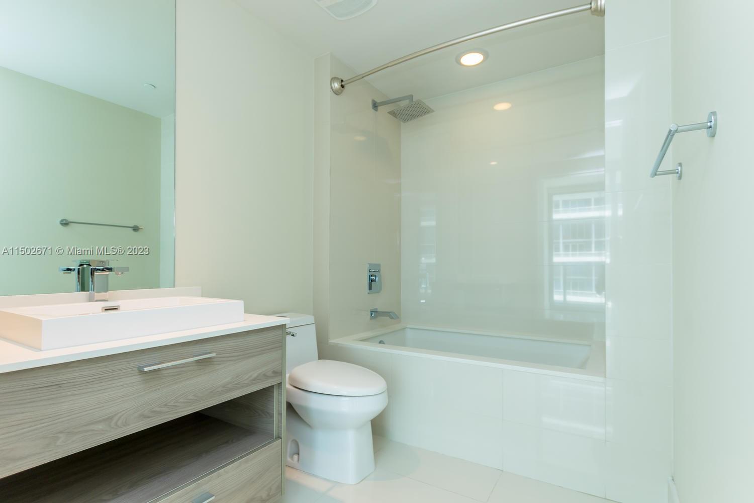 1300 S MIAMI AVENUE CONDO - Residential Lease
