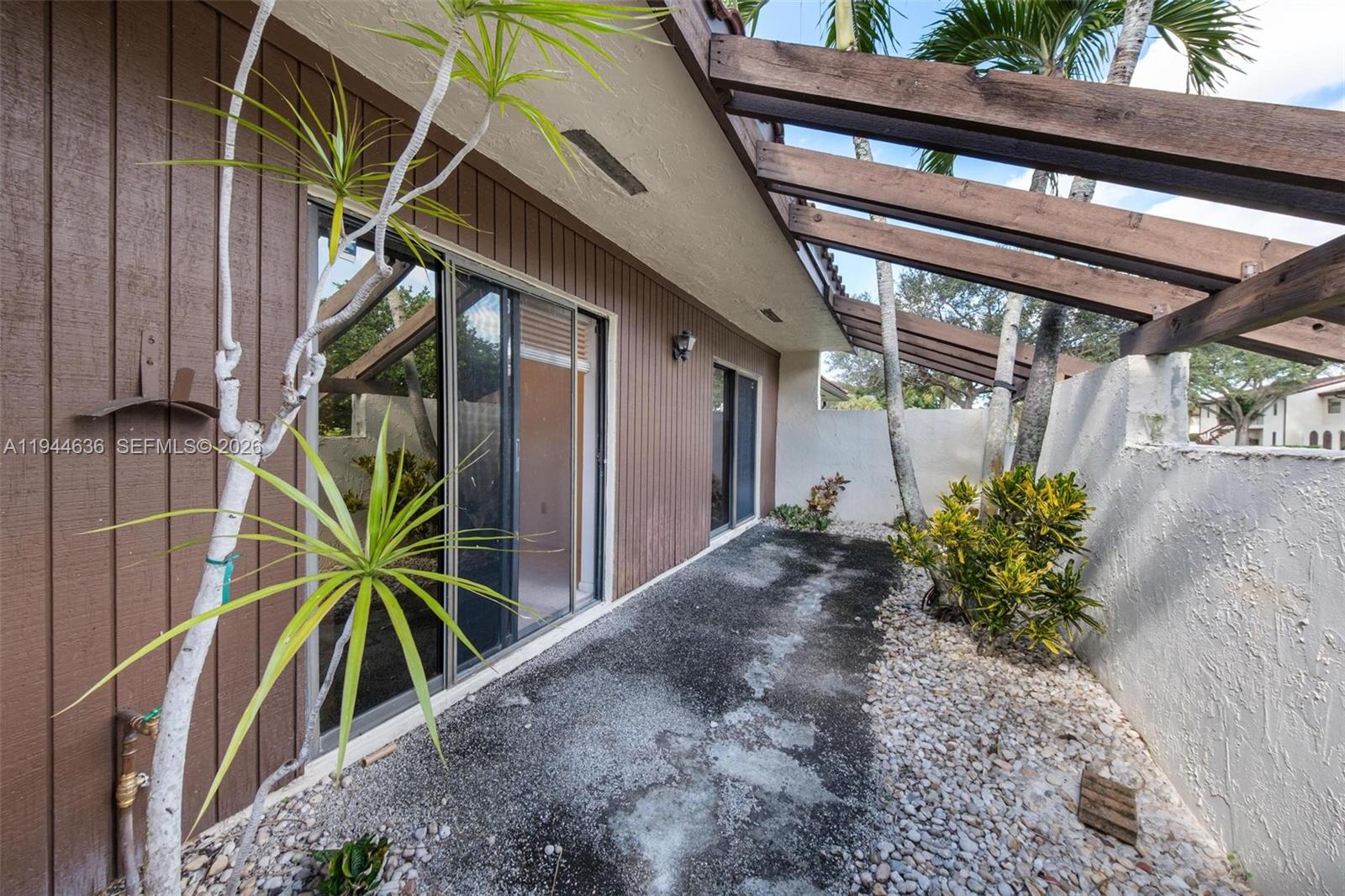 GLADES OF BOCA LAGO CONDO - Residential