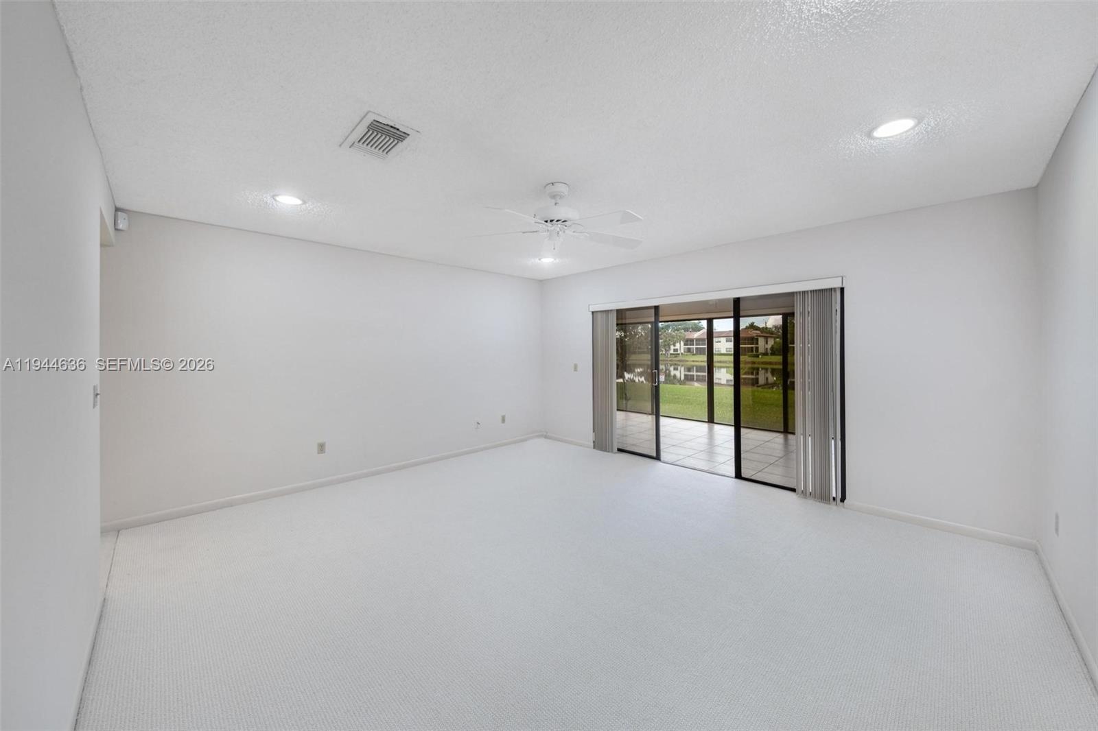 GLADES OF BOCA LAGO CONDO - Residential
