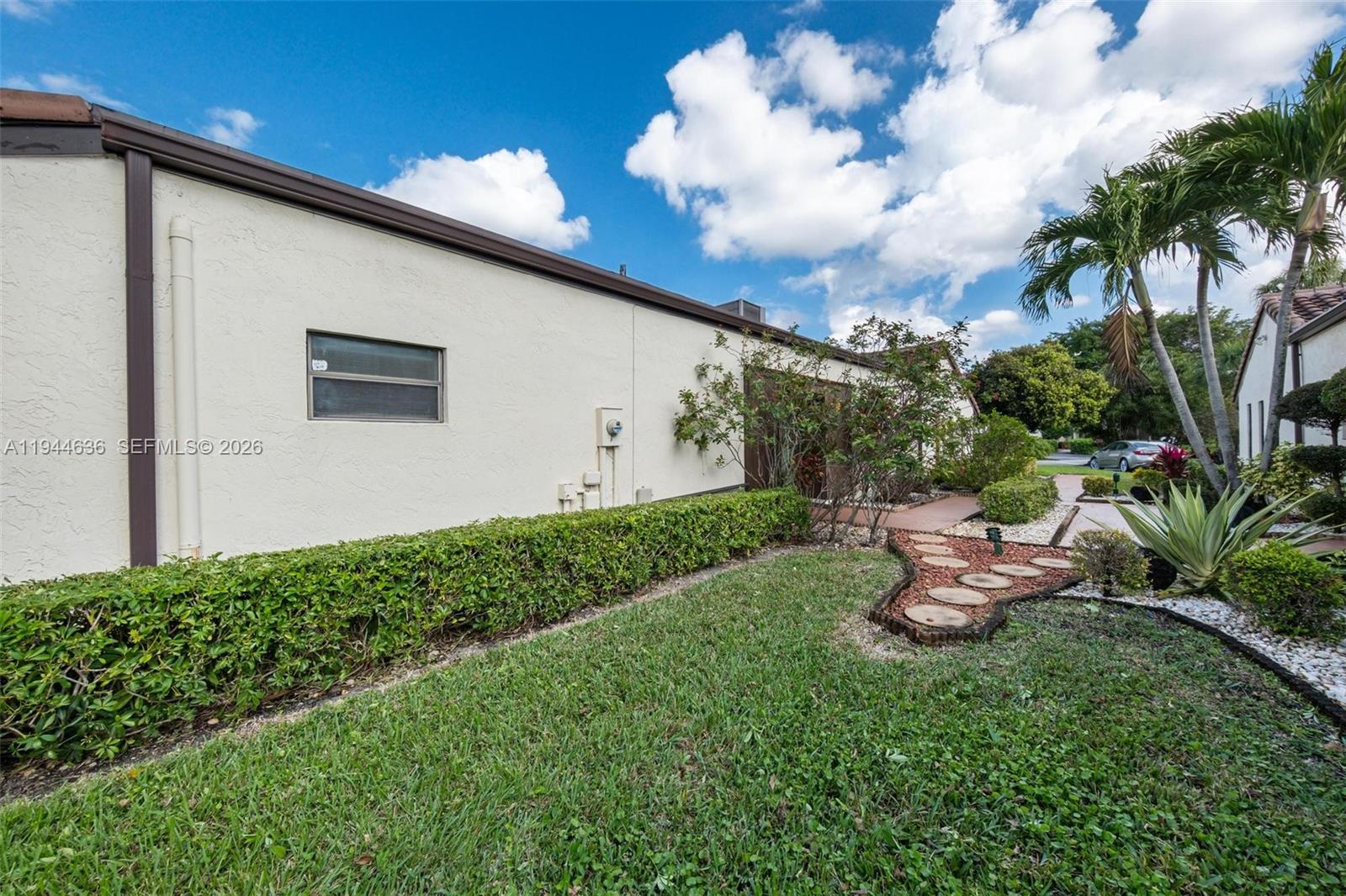 GLADES OF BOCA LAGO CONDO - Residential