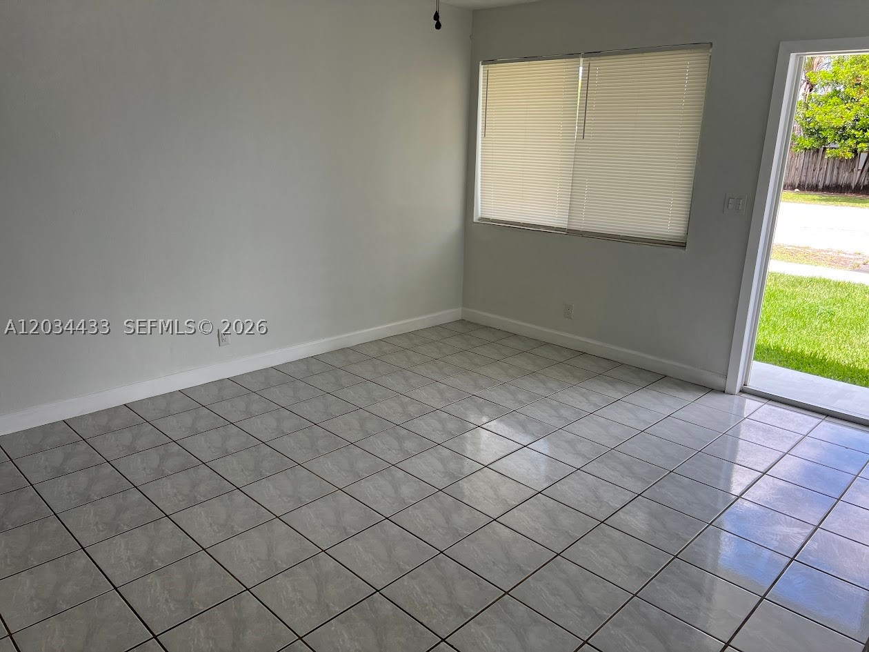 HOLLYWOOD BEACH HEIGHTS S - Residential Lease