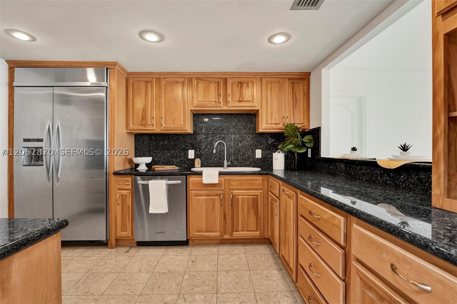 GROVE ISLE CONDO - Residential Lease
