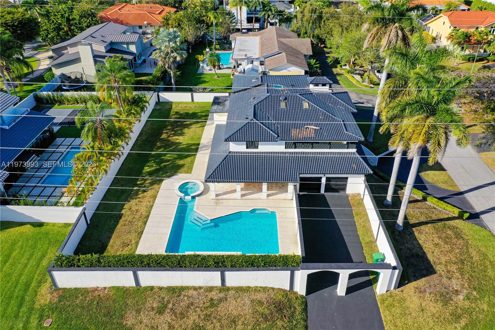 OLD CUTLER SHORES - Residential