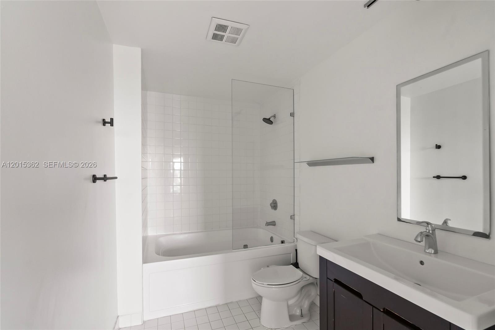 NEO CONDO - Residential
