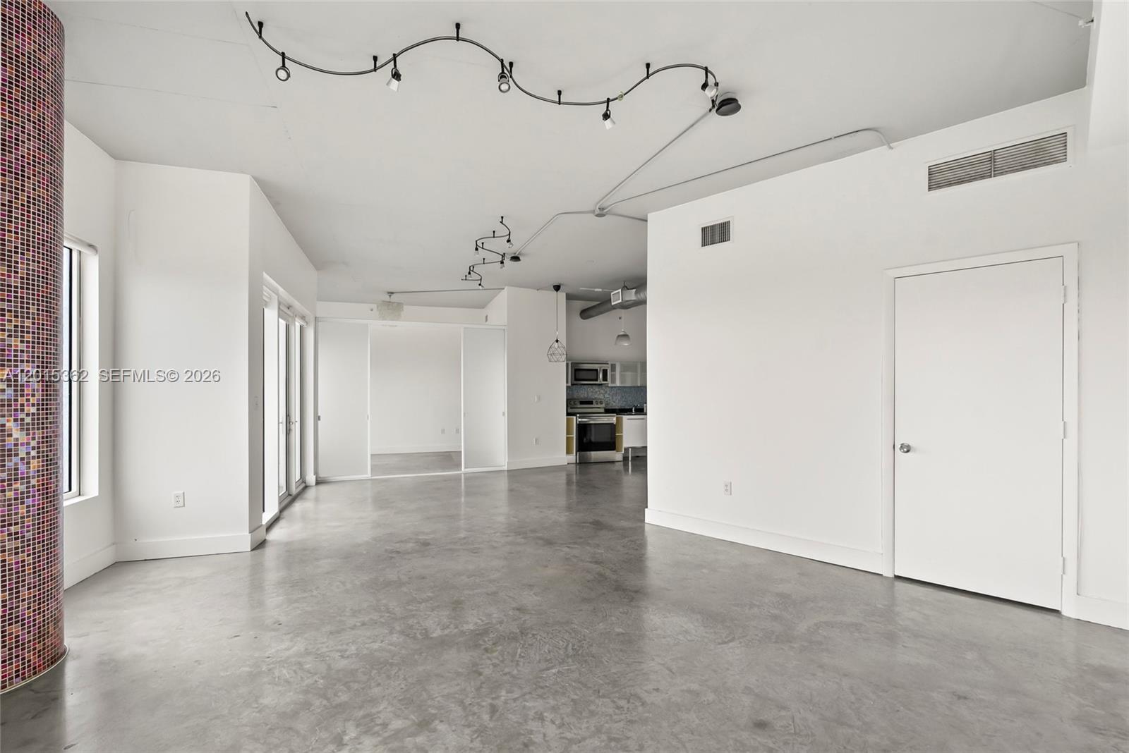NEO CONDO - Residential