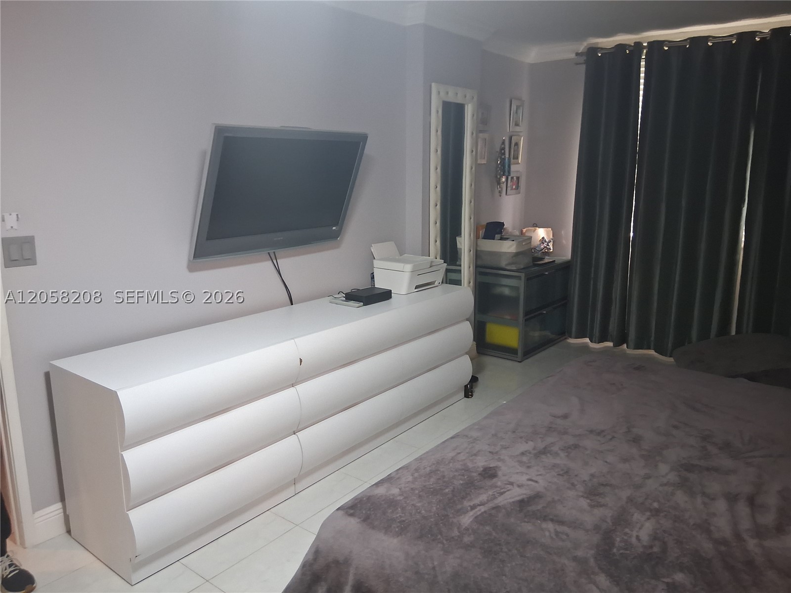 HILLCREST NO 21 CONDO - Residential