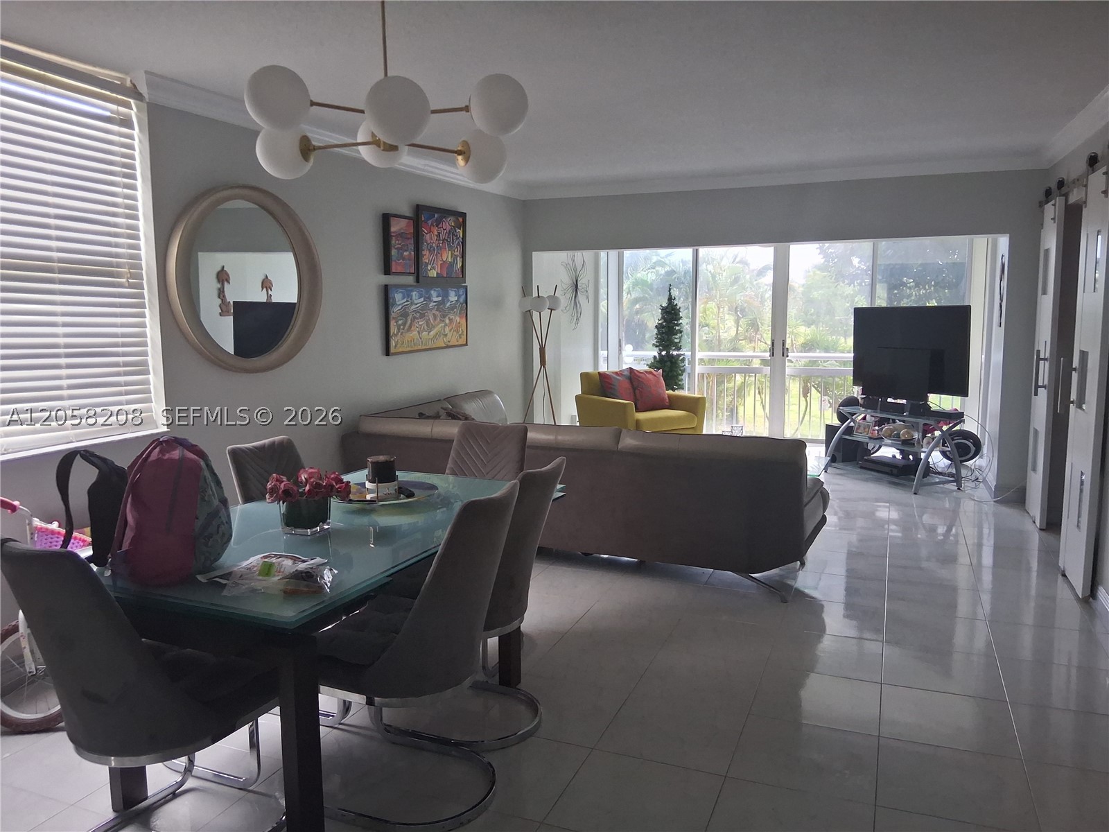 HILLCREST NO 21 CONDO - Residential