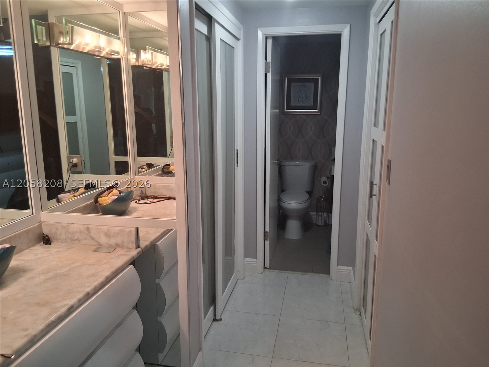 HILLCREST NO 21 CONDO - Residential