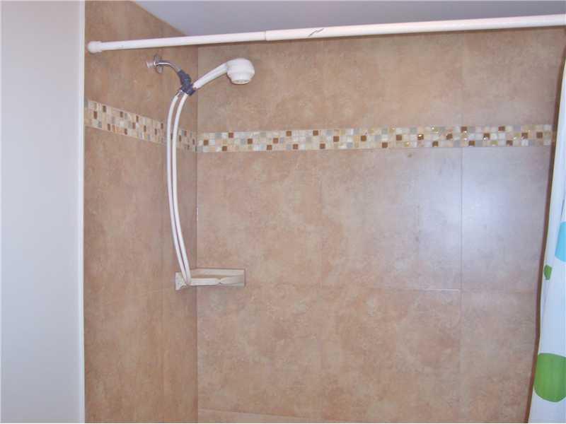 POINCIANA 7 OF PINE ISLAN - Residential Lease