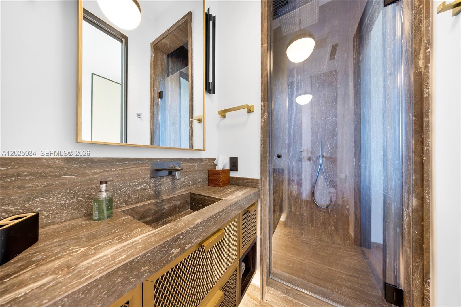 RIVO ALTO AMD - Residential Lease