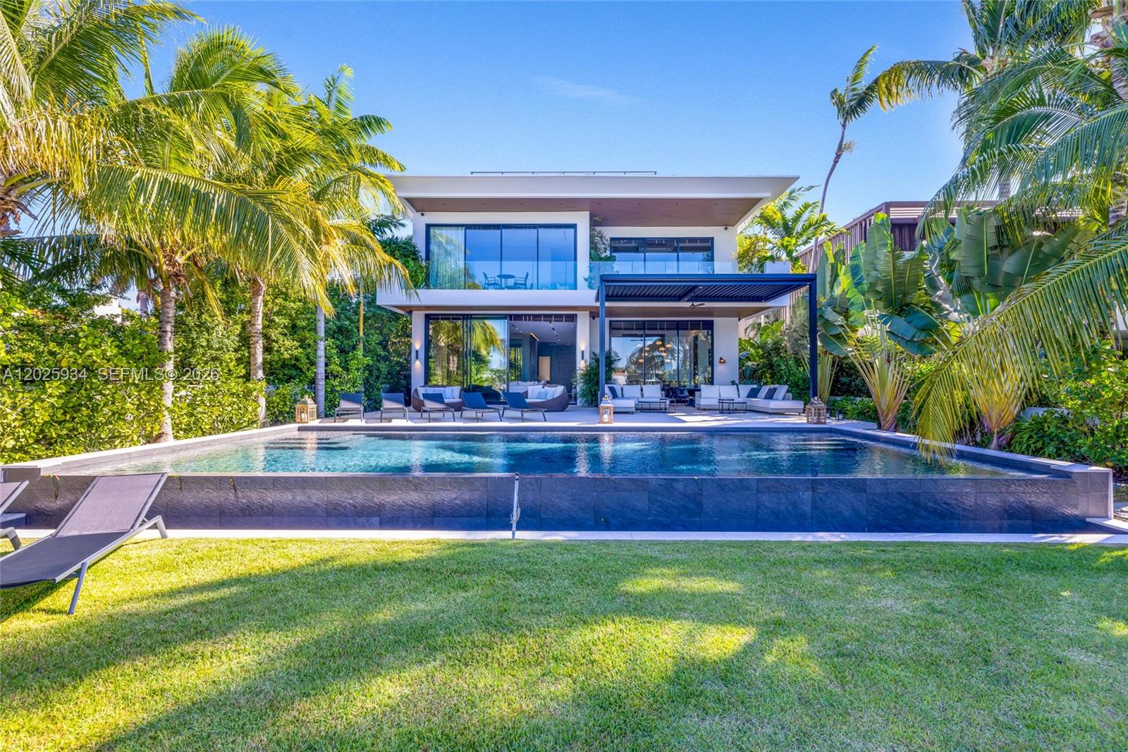RIVO ALTO AMD - Residential Lease