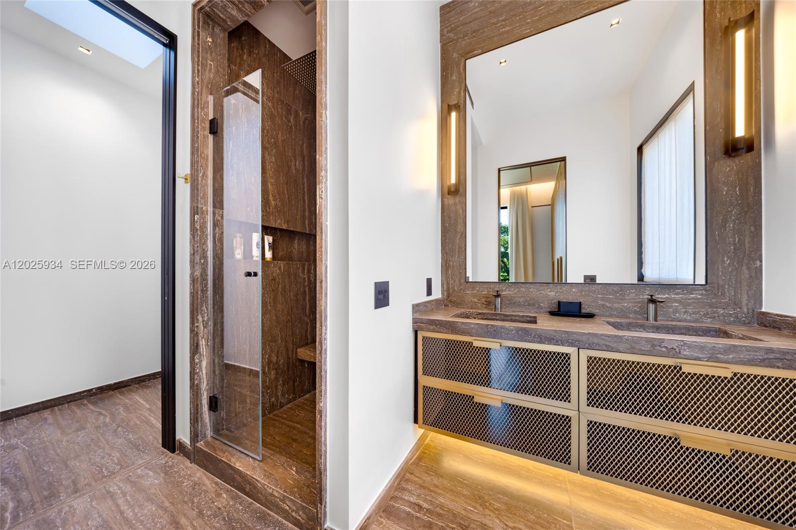 RIVO ALTO AMD - Residential Lease