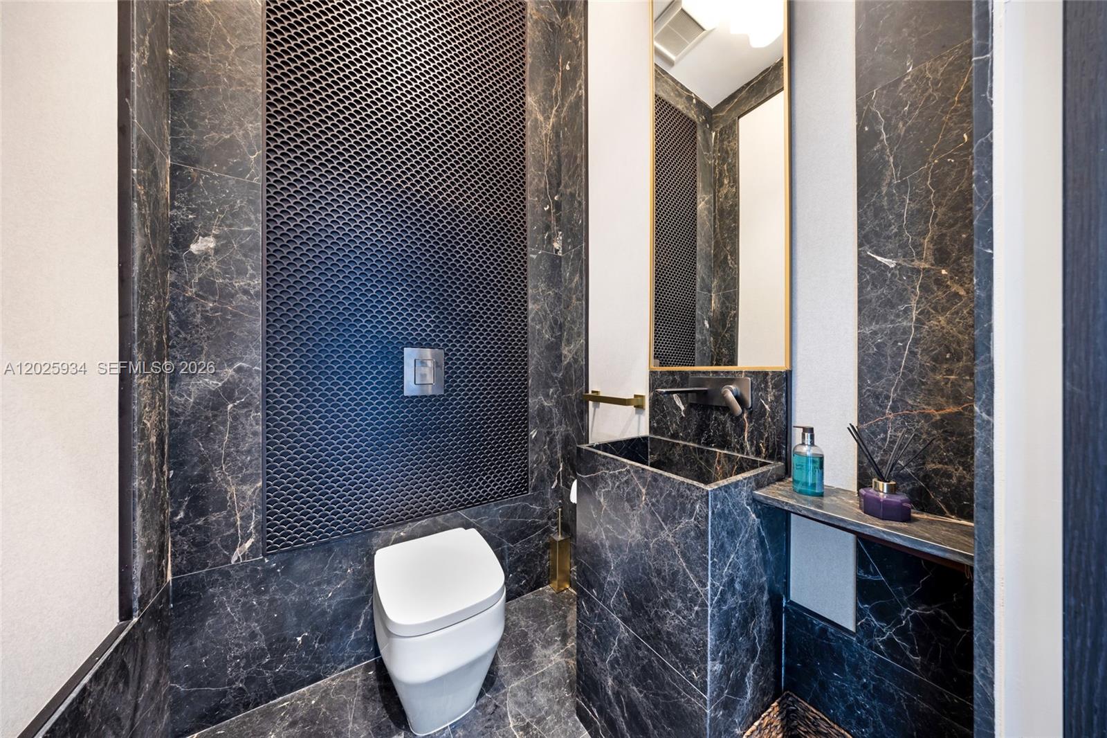 RIVO ALTO AMD - Residential Lease
