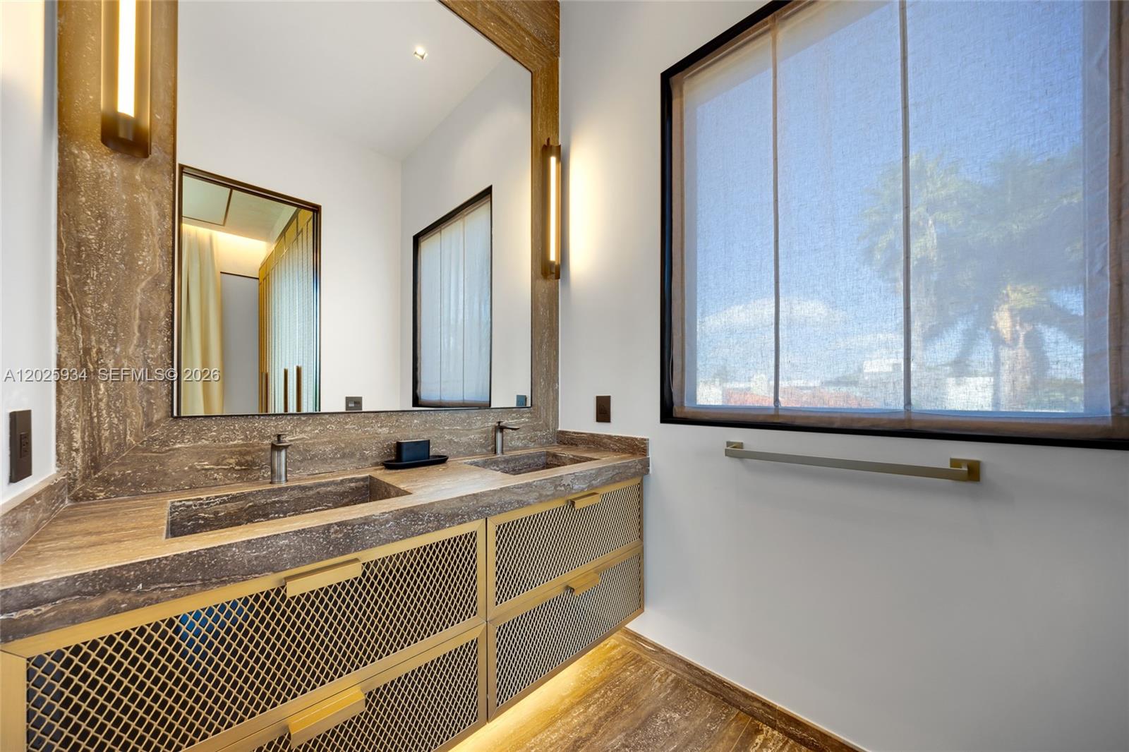 RIVO ALTO AMD - Residential Lease