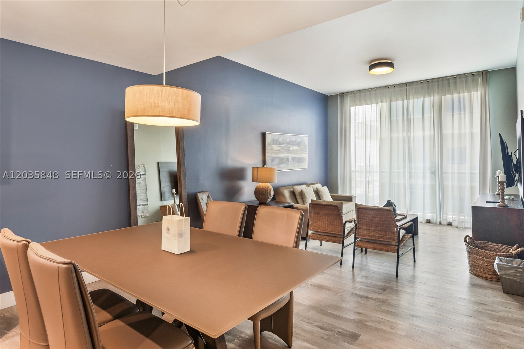 COSTA HOLLYWOOD CONDO - Residential
