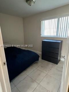 TOWN PARK PLAZA NORTH CON - Residential