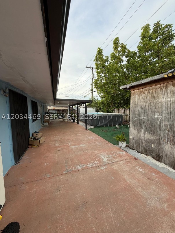 SO MIAMI HEIGHTS ADDN J - Residential Lease
