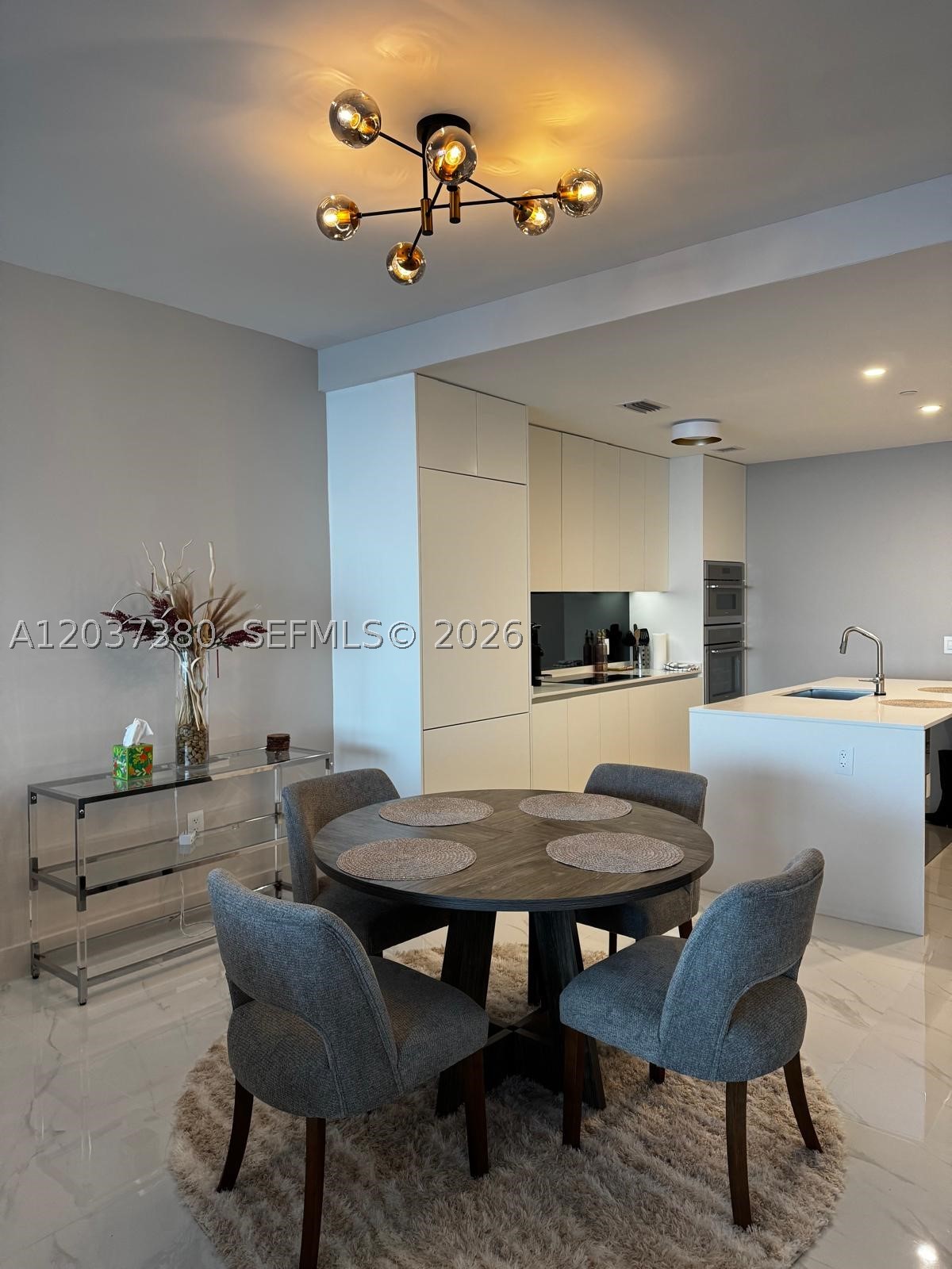 ARIA RESERVE - Residential