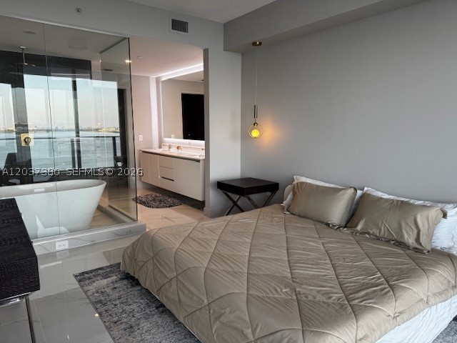 ARIA RESERVE - Residential
