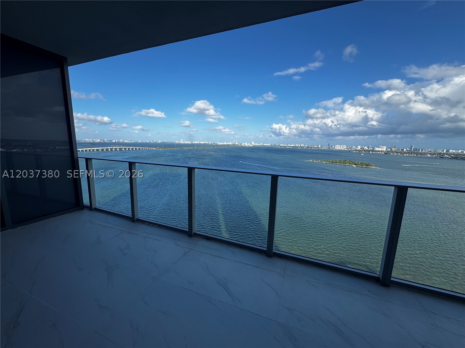 ARIA RESERVE - Residential