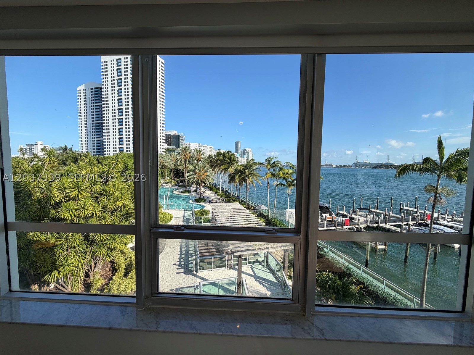 FLAMINGO SOUTH BEACH I CO - Residential Lease