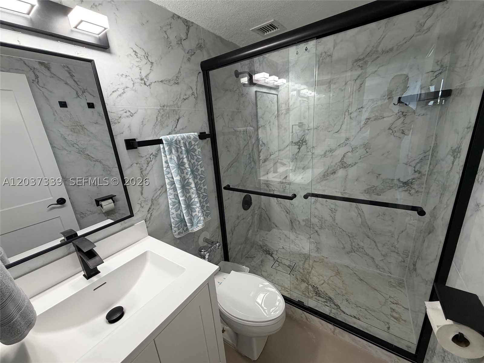 FLAMINGO SOUTH BEACH I CO - Residential Lease