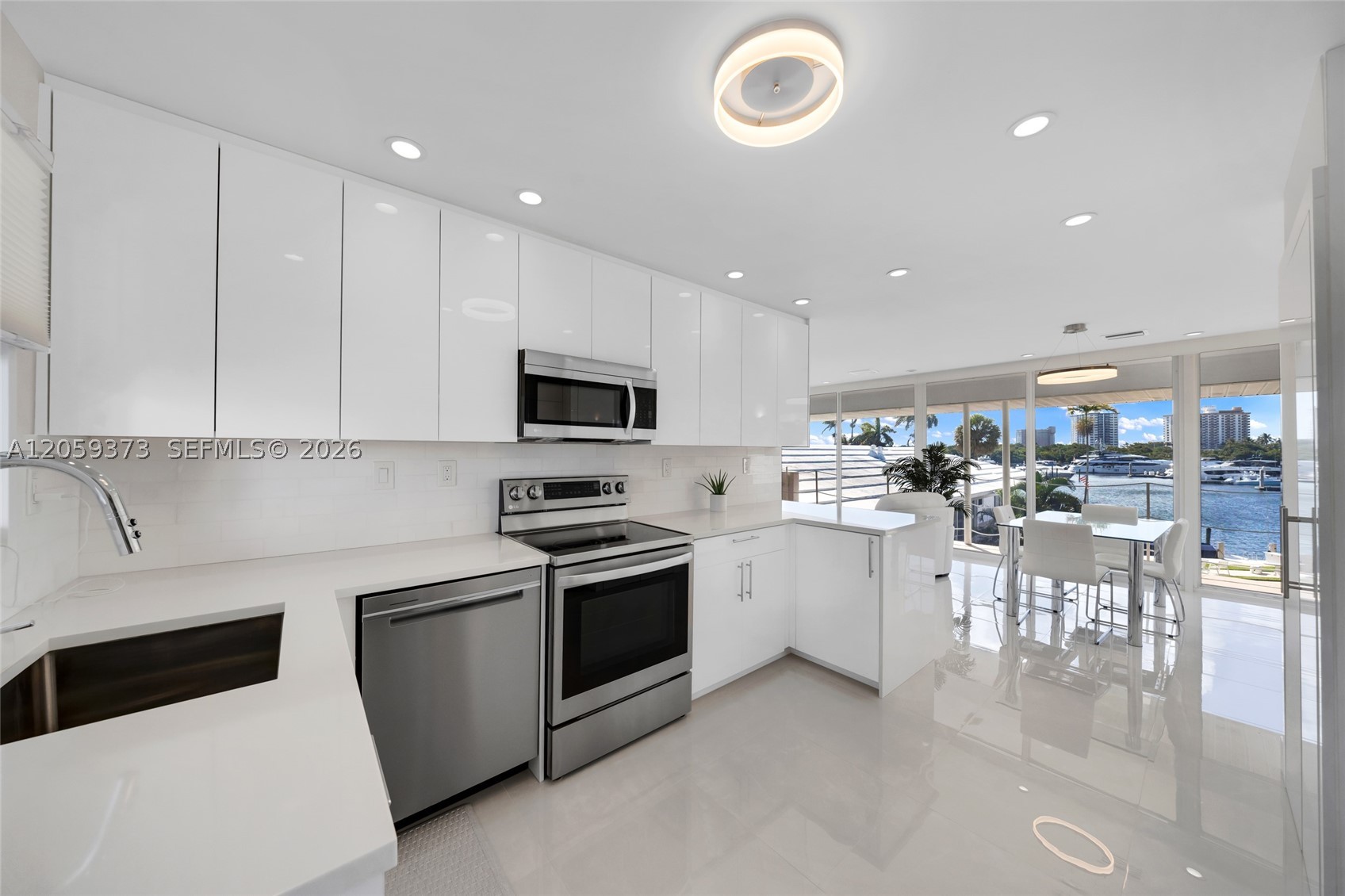 CORAL COVE ASSOC CO-OP - Residential