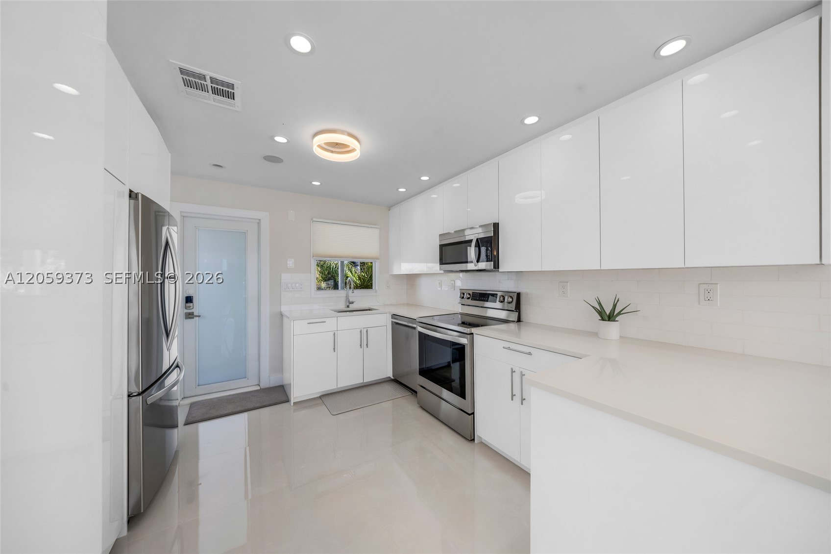 CORAL COVE ASSOC CO-OP - Residential