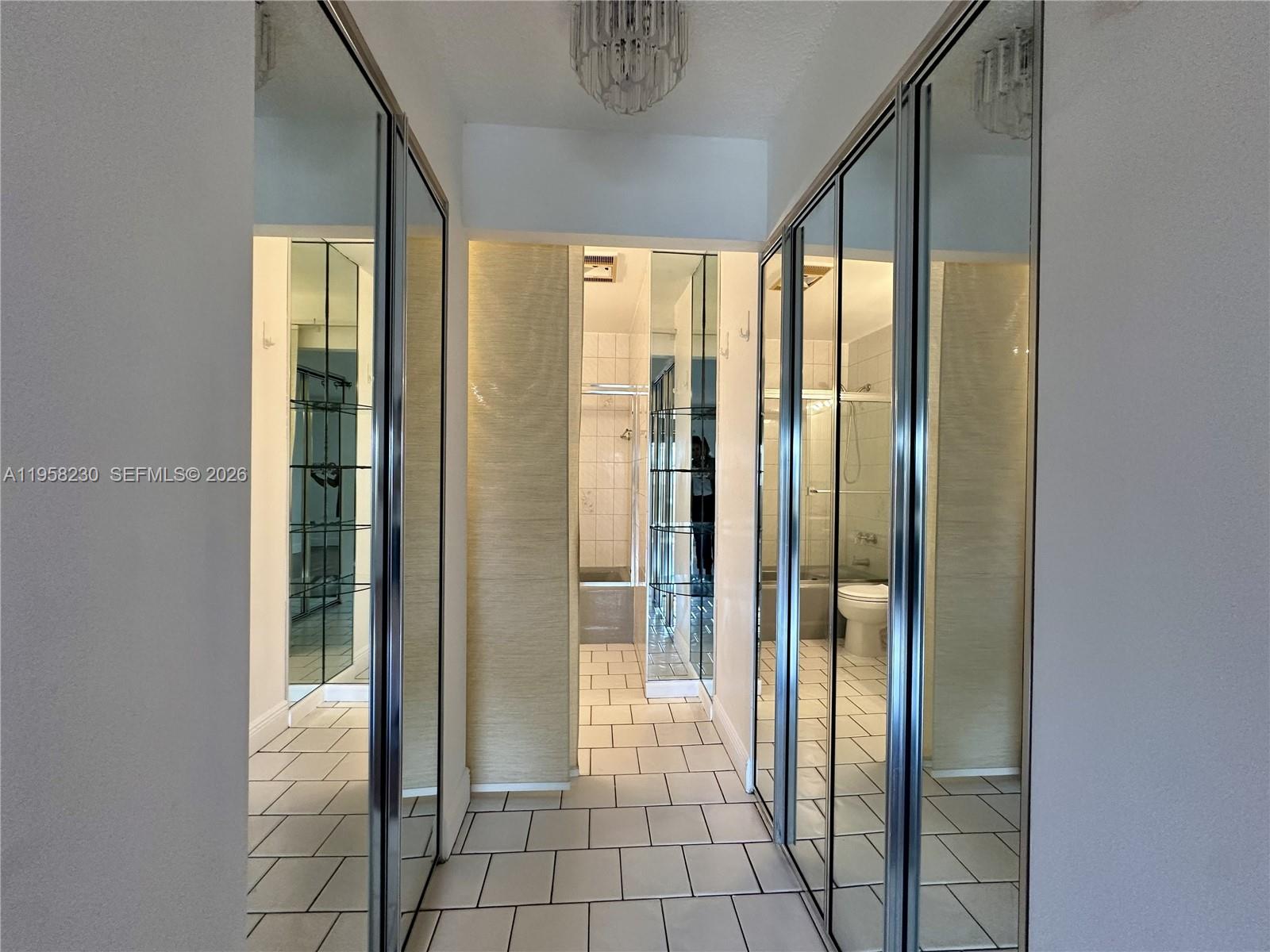 LA CANADIENNE CONDO - Residential