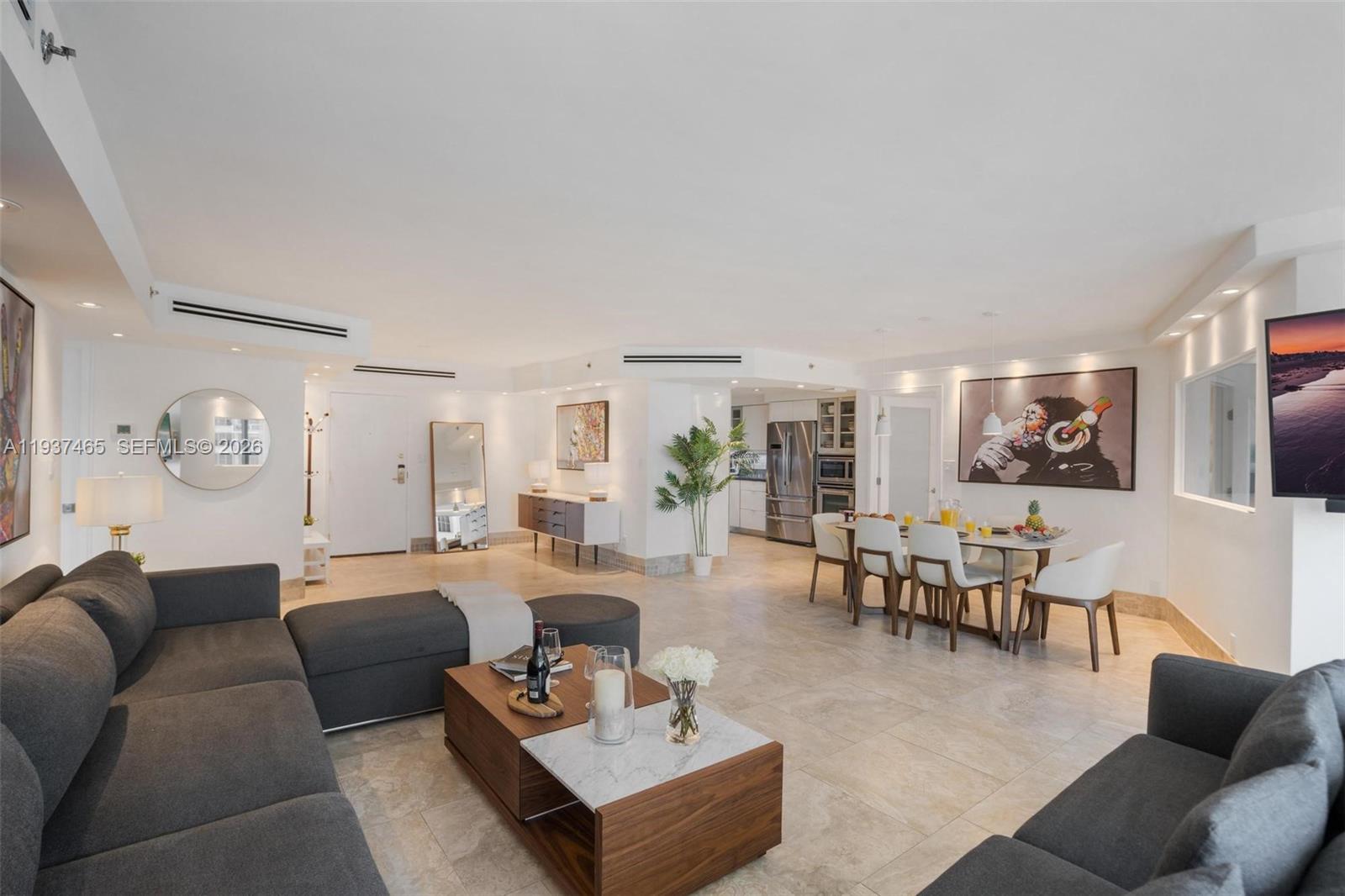 THE ALEXANDER CONDO - Residential