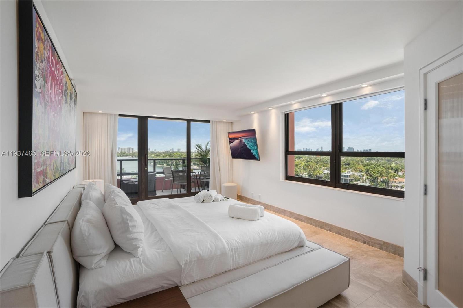 THE ALEXANDER CONDO - Residential