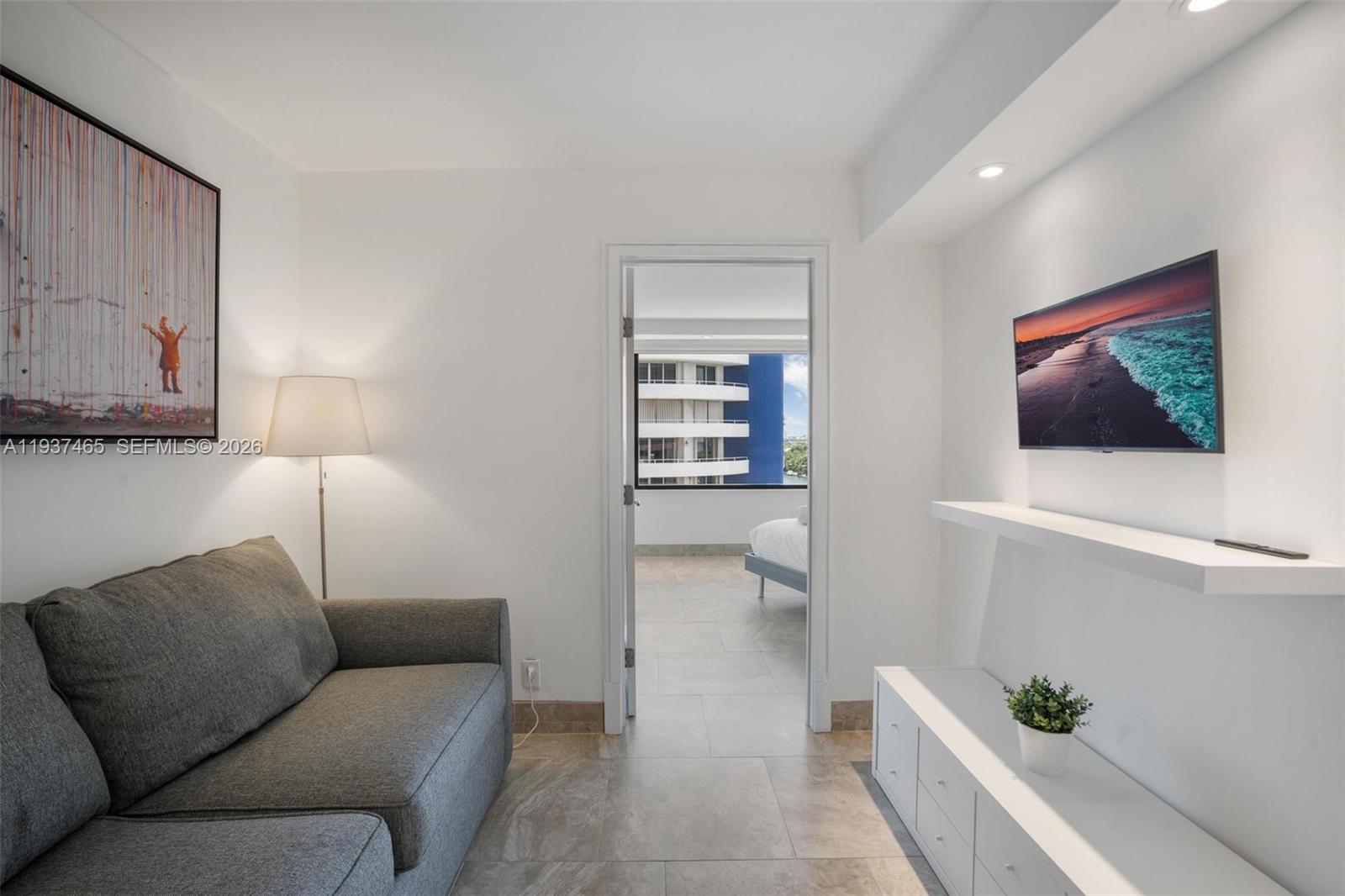 THE ALEXANDER CONDO - Residential
