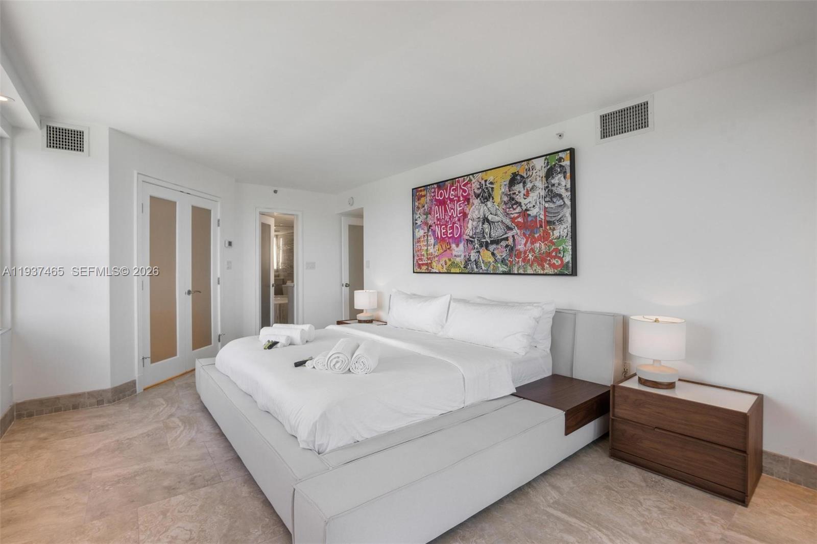 THE ALEXANDER CONDO - Residential